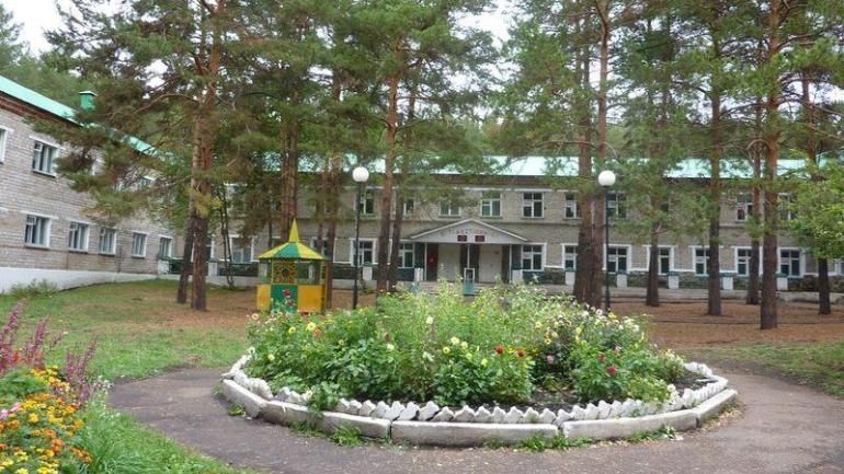 Ай